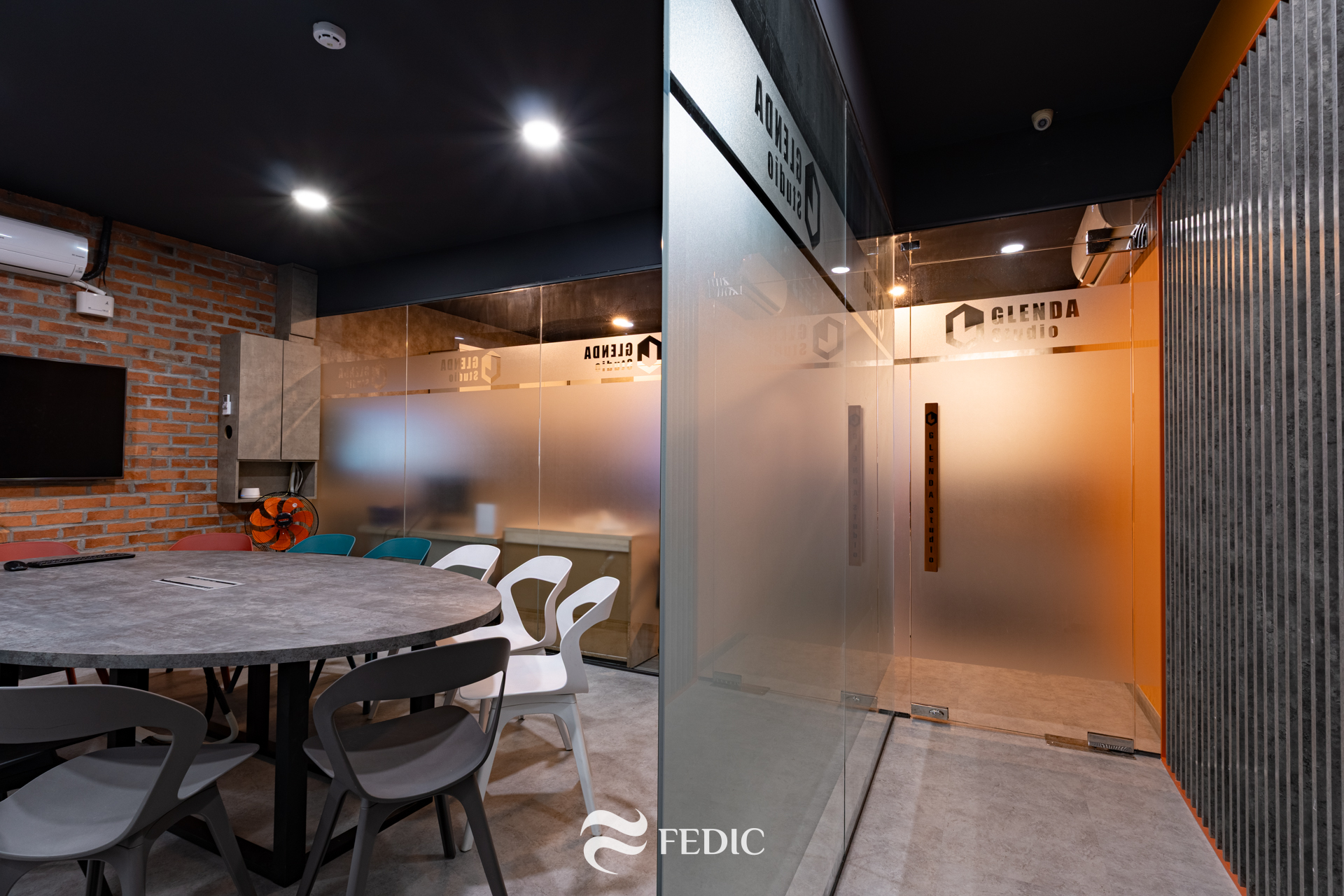 Văn phòng Glenda Studio-Fedic Decor